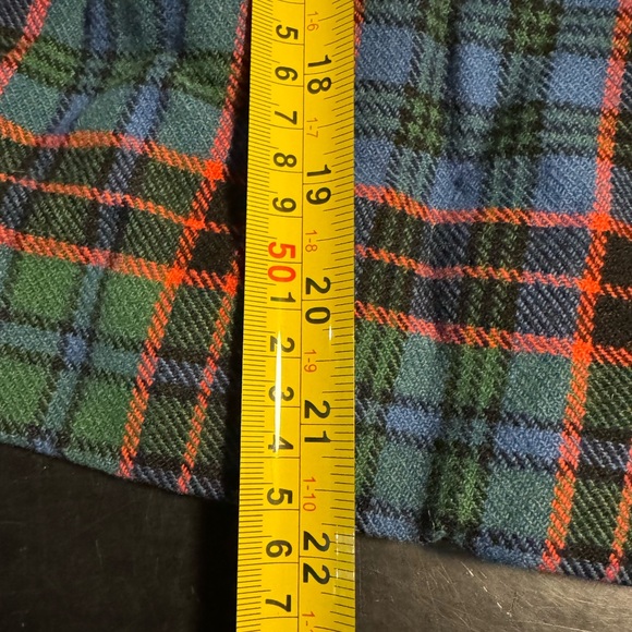Vintage Wool Tartan Plaid Cape Button Closure Purple Lining Swing Shape S-XL - Picture 7 of 8